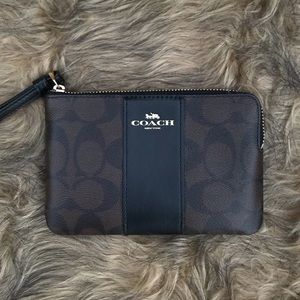 Coach Signature Leather Wristlet Brown Black